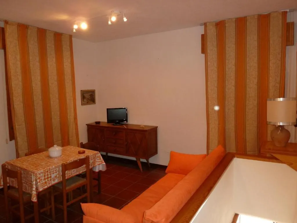 Case Del Borgo Isola Rossa Apartman
