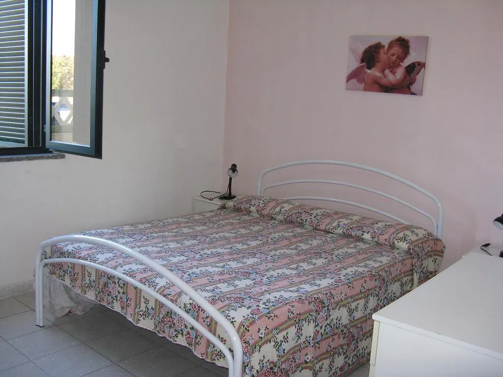 Case Del Borgo Isola Rossa Apartman