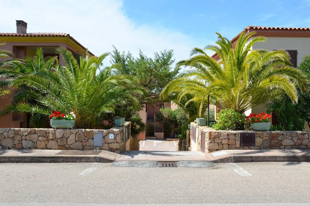 Case Del Borgo Isola Rossa Apartman